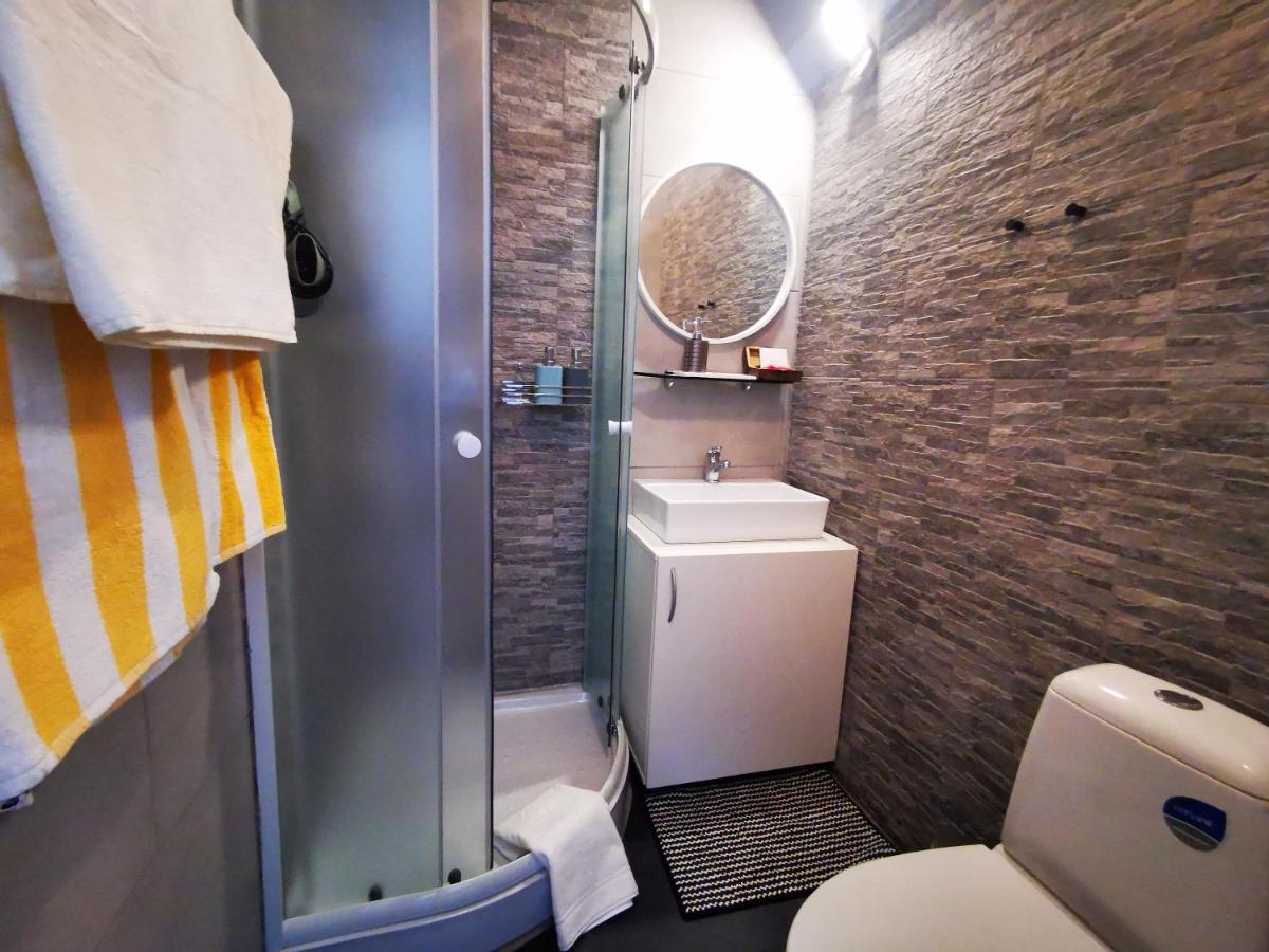 Appartement Rose 8 *